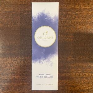 ORIGANI ERDA DAILY GLOW TONING CLEANSER Size: 150ml/5.07oz NEW IN BOX